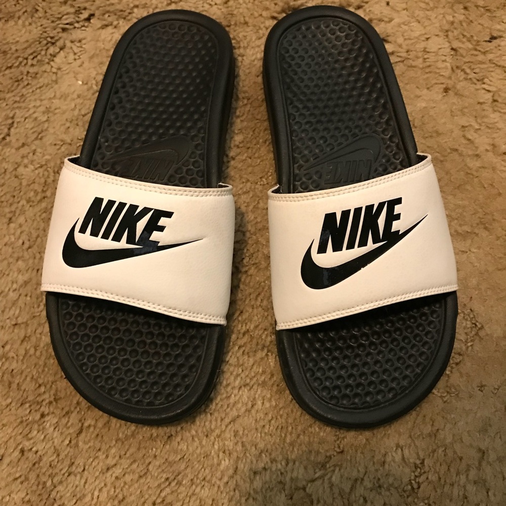 Nike Men’s Sliders